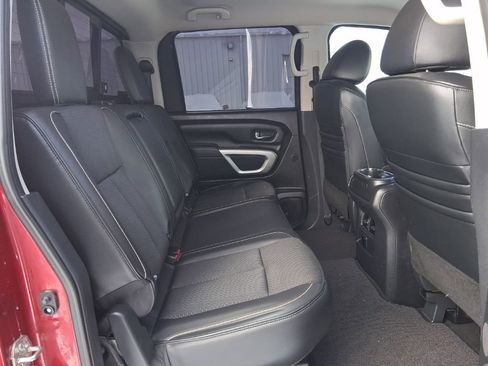 Used 2018 Nissan Titan PRO-4X w/ Pro-4x Utility Package image 15