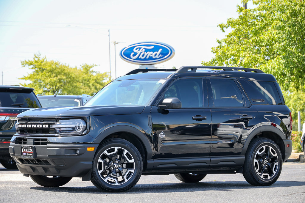 Certified 2023 Ford Bronco Sport Outer Banks AWD/4WD image 1