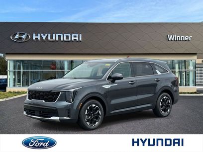 Used 2024 Kia Sorento S