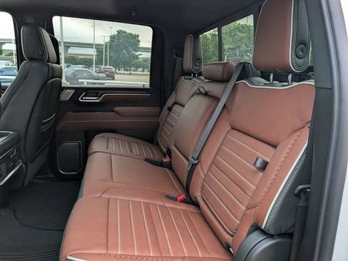 New 2026 GMC Sierra 3500 Denali Ultimate AWD/4WD image 21