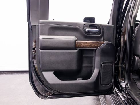 Used 2020 GMC Sierra 2500 Denali w/ Denali Ultimate Package AWD/4WD image 42