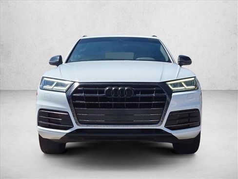 Used 2018 Audi Q5 2.0T Premium Plus w/ Premium Plus Package AWD/4WD image 2