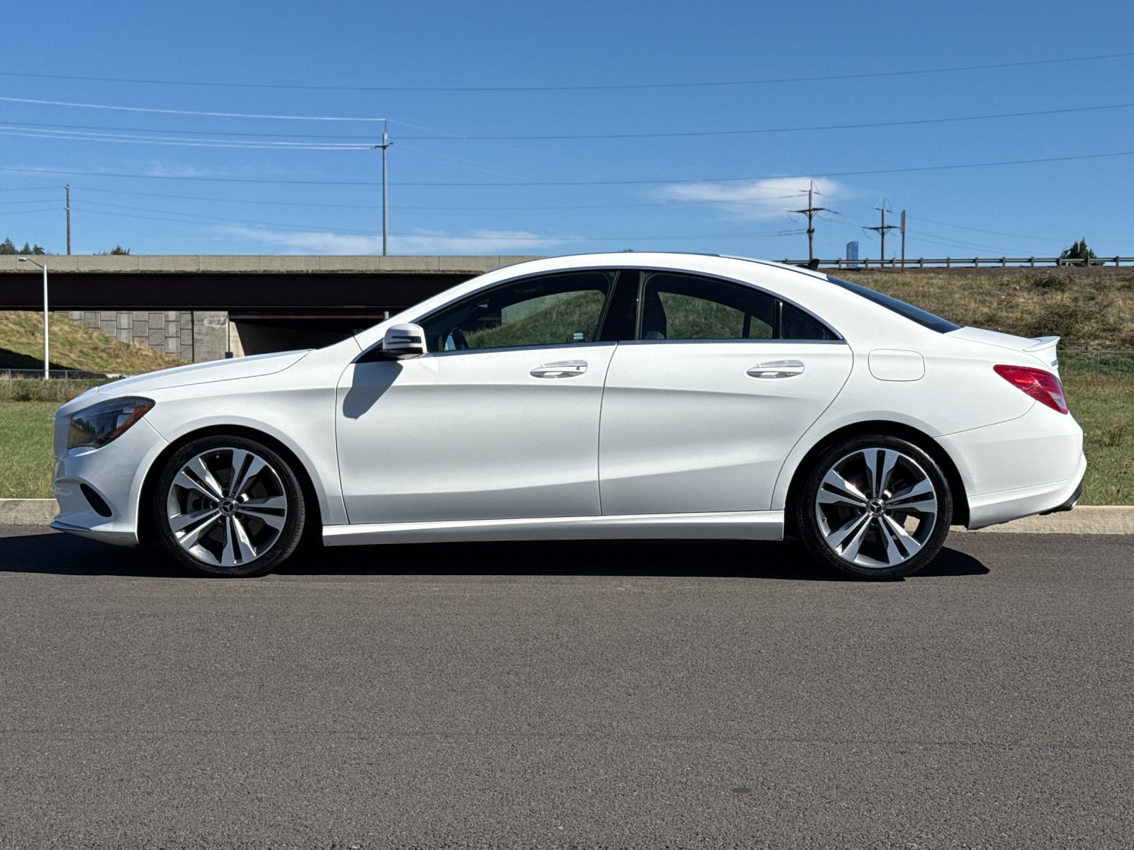 Used 2019 Mercedes-Benz CLA 250 image 6
