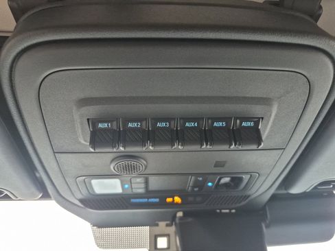 New 2025 Ford Bronco Heritage Edition image 39