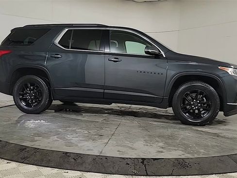 Used 2019 Chevrolet Traverse LT image 7