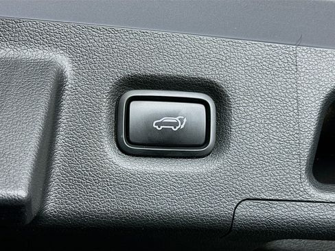 Used 2021 Hyundai Santa Fe Limited image 30