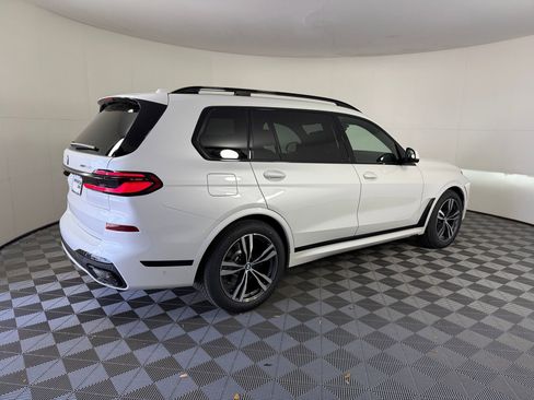 New 2027 BMW X7 xDrive40i image 9