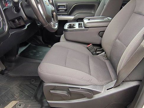 Used 2018 Chevrolet Silverado 2500 LT image 16