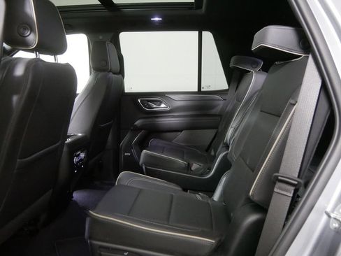 Used 2023 GMC Yukon SLT w/ SLT Premium Package AWD/4WD image 20