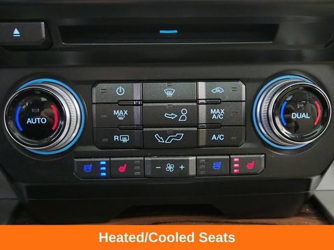 Used 2017 Ford F150 Lariat w/ Equipment Group 502A Luxury AWD/4WD image 19