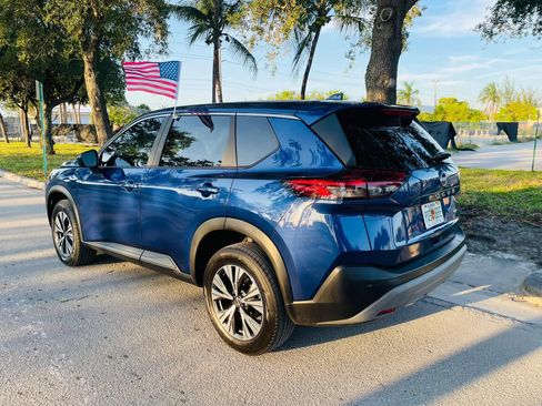Used 2023 Nissan Rogue SV FWD image 3