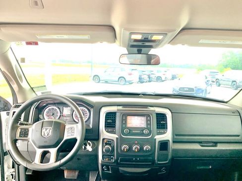 Used 2024 RAM 1500 Classic SLT AWD/4WD image 18