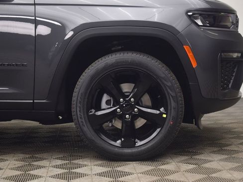 New 2026 Jeep Grand Cherokee Limited image 6