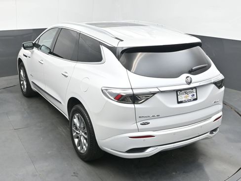 Used 2024 Buick Enclave Avenir FWD image 24