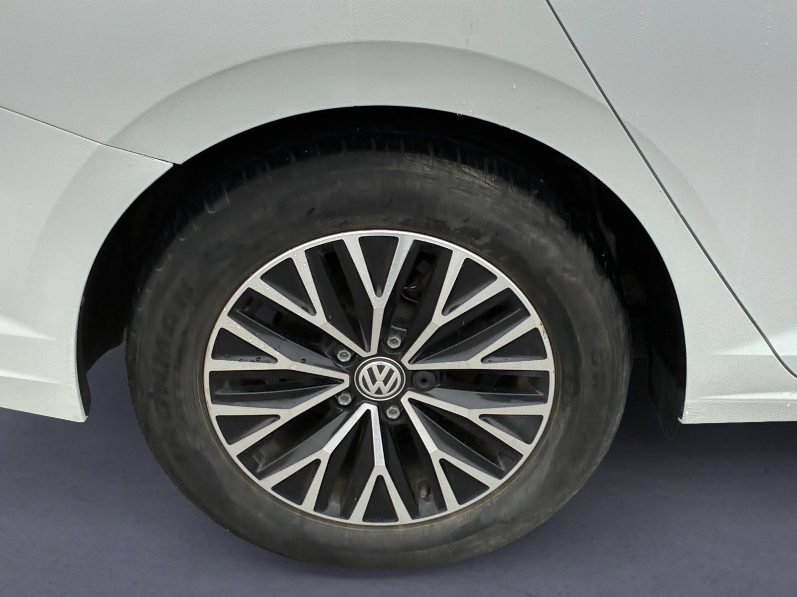 Used 2019 Volkswagen Jetta SEL FWD image 5