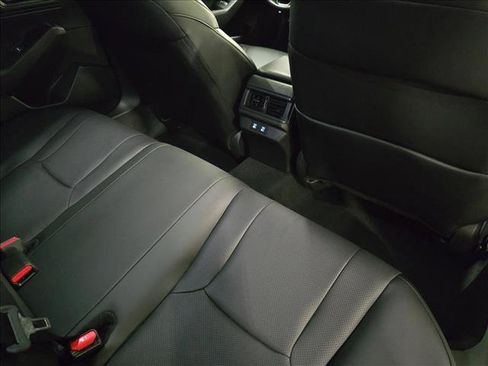 Used 2024 Honda Accord EX-L image 11