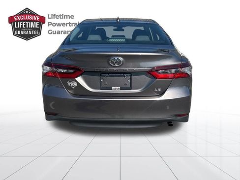 Used 2024 Toyota Camry LE FWD image 4