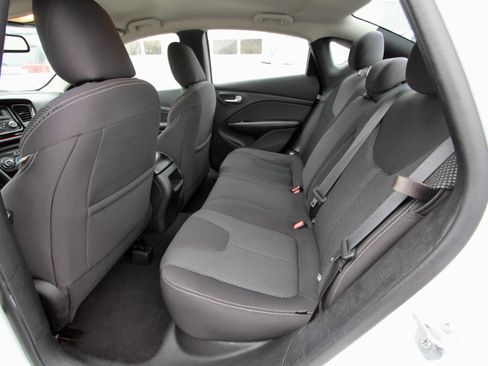 Used 2015 Dodge Dart SXT w/ Cold Weather Group image 15