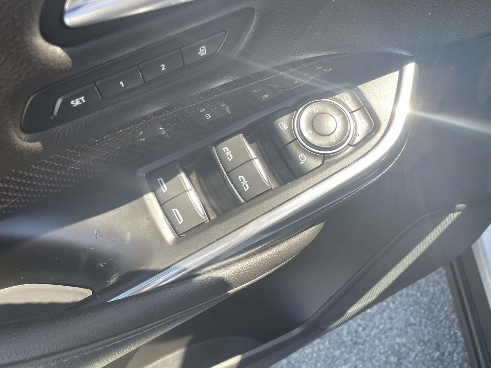 Used 2019 Cadillac XT4 Sport FWD image 16