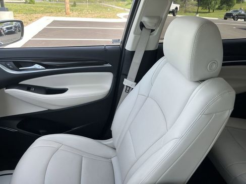 Used 2023 Buick Enclave Essence w/ LPO, Touring Package AWD/4WD image 23