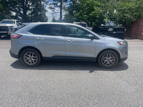 Used 2021 Ford Edge SEL FWD image 4