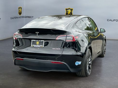 Used 2021 Tesla Model Y Performance AWD/4WD image 5
