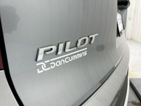 Used 2020 Honda Pilot Elite image 27