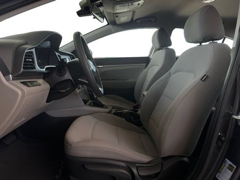 Used 2020 Hyundai Elantra SE FWD image 10