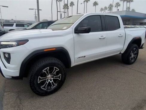 Certified 2023 GMC Canyon AT4 image 4