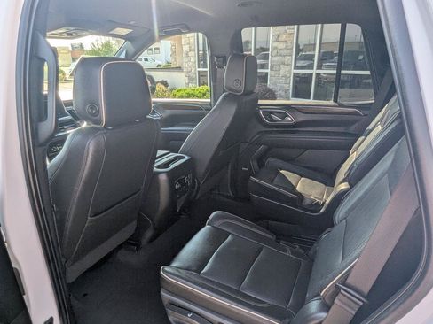 Used 2022 Chevrolet Tahoe Premier AWD/4WD image 25