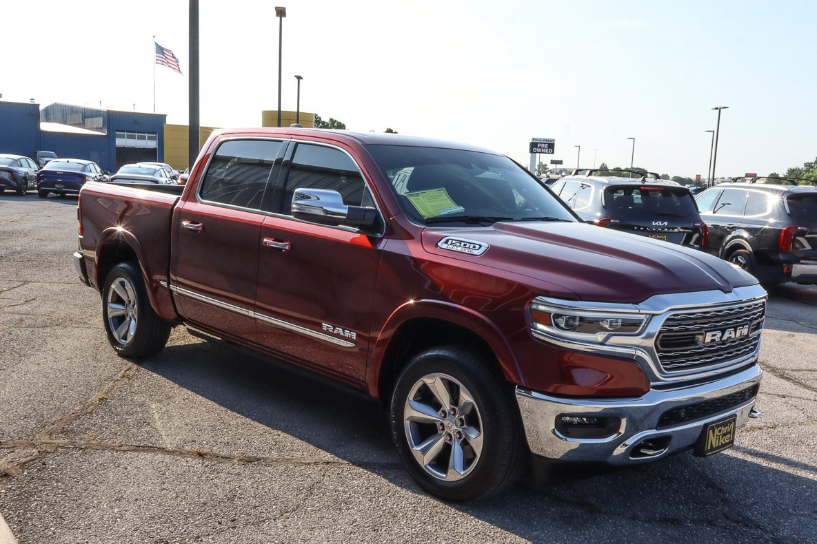 Used 2021 RAM 1500 Limited AWD/4WD image 3