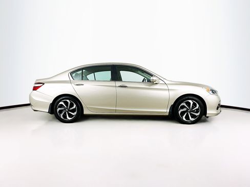 Used 2016 Honda Accord EX-L image 10