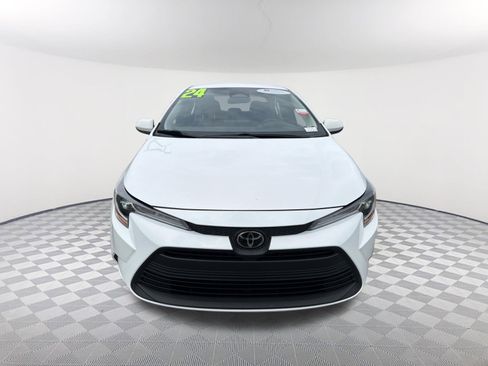 Certified 2024 Toyota Corolla LE FWD image 2
