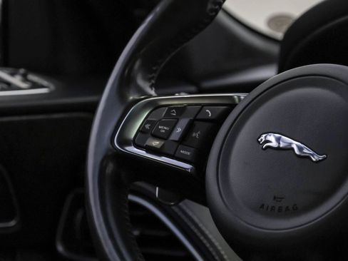 Used 2018 Jaguar F-PACE S image 14