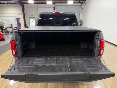Used 2020 Ford F150 Lariat w/ Equipment Group 502A Luxury AWD/4WD image 10