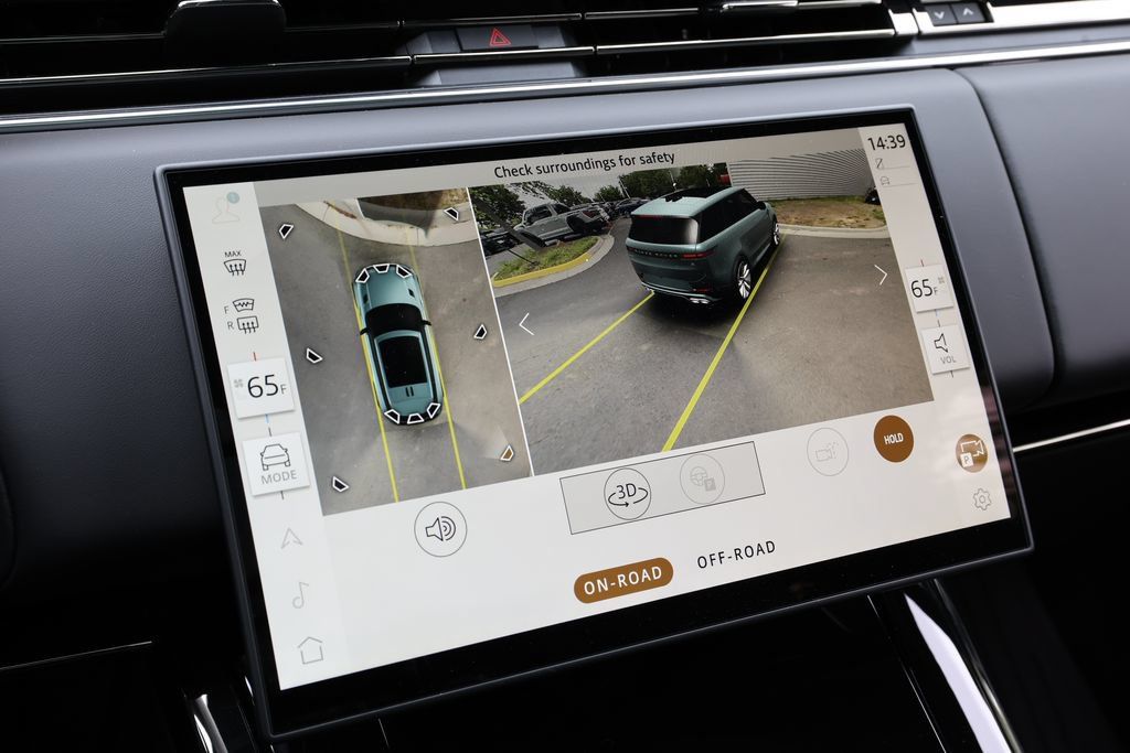 New 2025 Land Rover Range Rover Sport SE AWD/4WD image 23