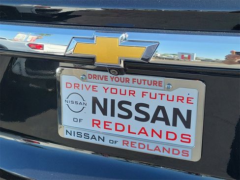 Used 2022 Chevrolet Traverse LS image 24