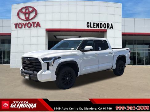 New 2026 Toyota Tundra SR5 AWD/4WD image 5