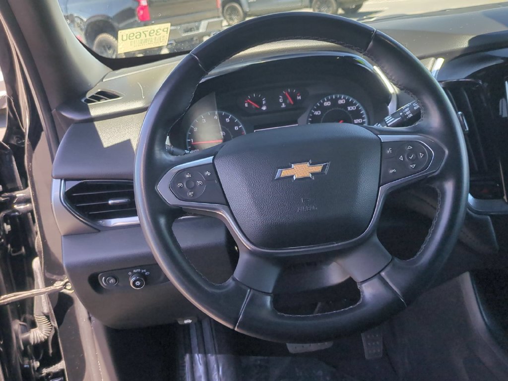 Used 2023 Chevrolet Traverse LT FWD image 20