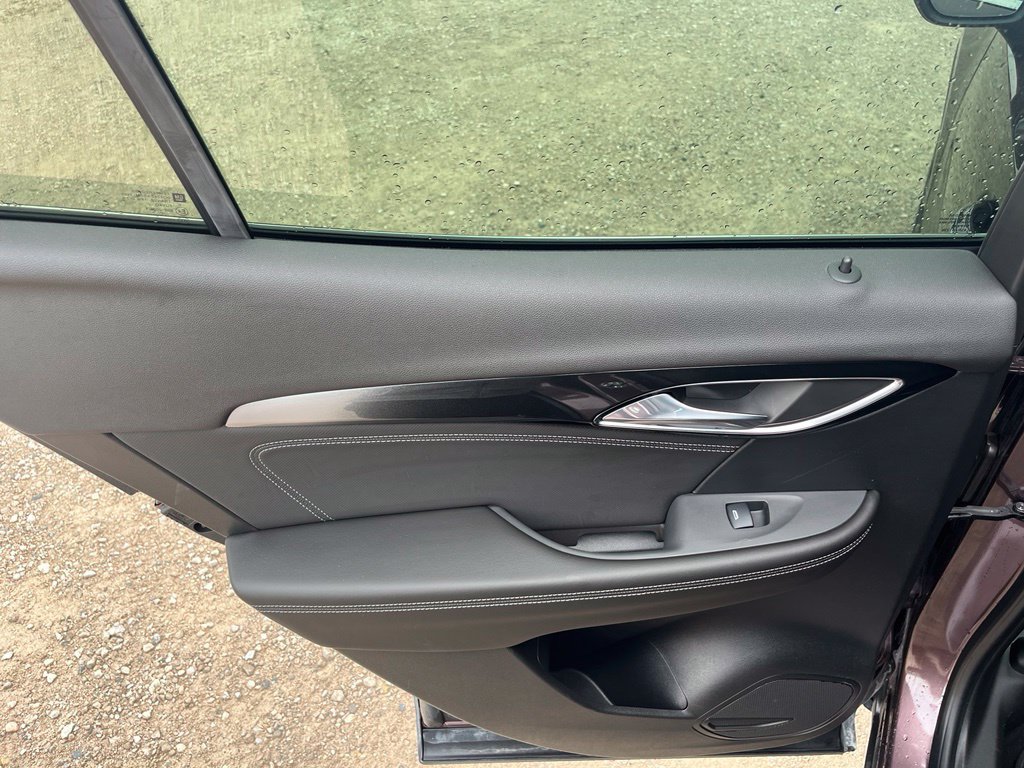 Used 2025 Buick Envision Preferred AWD/4WD image 29