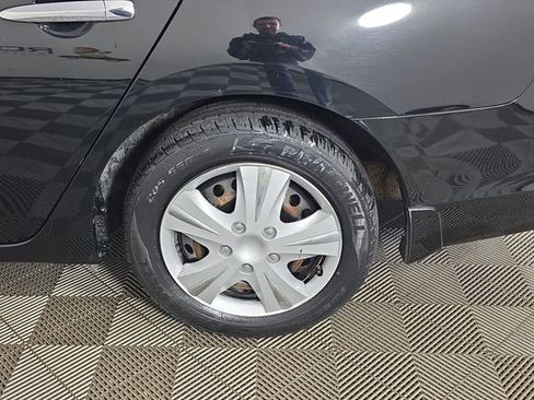 Used 2019 Nissan Sentra S FWD image 17