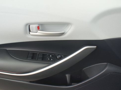 Used 2024 Toyota Corolla SE AWD/4WD image 29