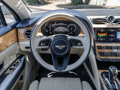 Used 2024 Bentley Bentayga