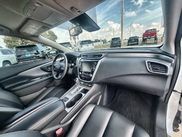 Used 2023 Nissan Murano SV w/ SV Midnight Edition Package FWD image 28