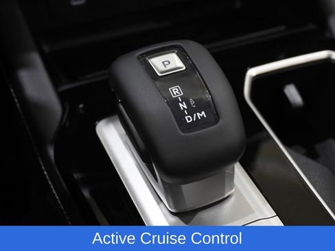 New 2025 Mitsubishi Outlander SE image 19