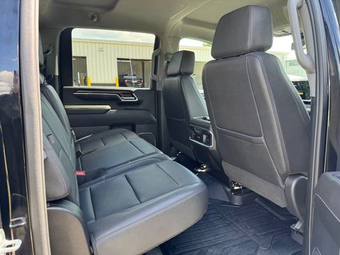 Used 2024 GMC Sierra 2500 SLT w/ SLT Premium Package AWD/4WD image 14