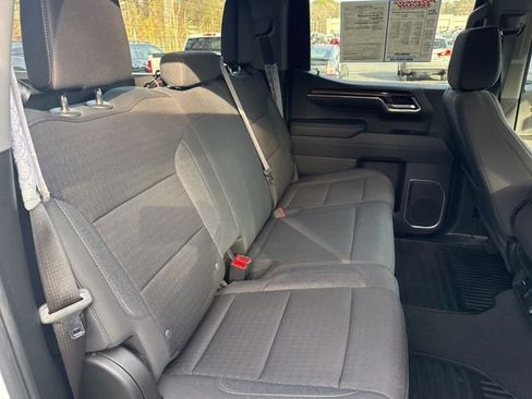 Used 2024 Chevrolet Silverado 1500 RST w/ Z71 Off-Road Package image 28