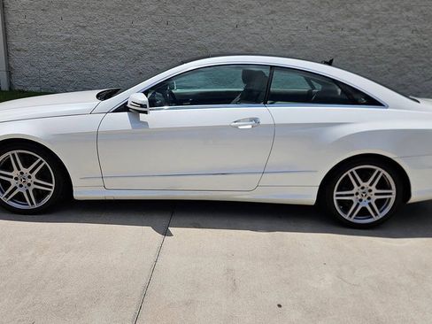 Used 2010 Mercedes-Benz E 550 Coupe image 6