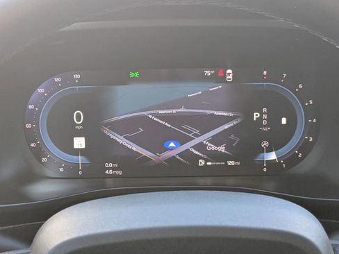 Certified 2024 Volvo XC40 B5 Core image 35