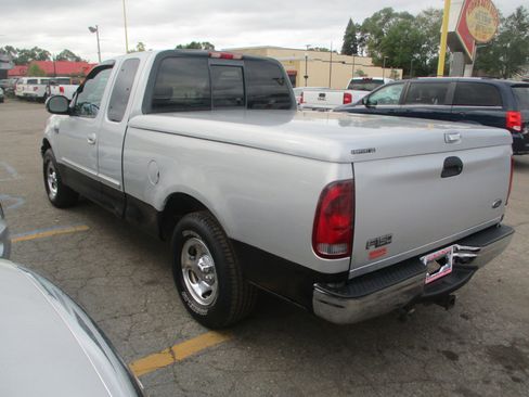 Used 2001 Ford F150 Lariat image 4